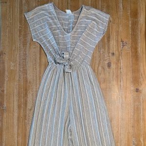Grey and white pattern front tie jumpsuit size M